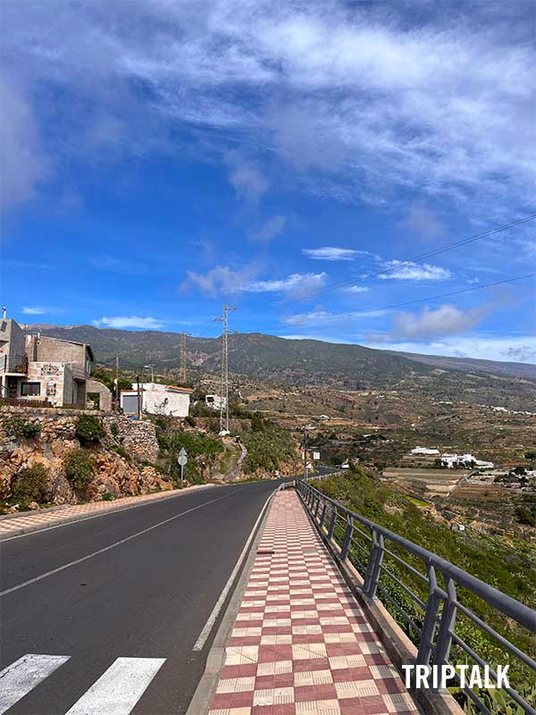 Rustige weg om te fietsen op Tenerife