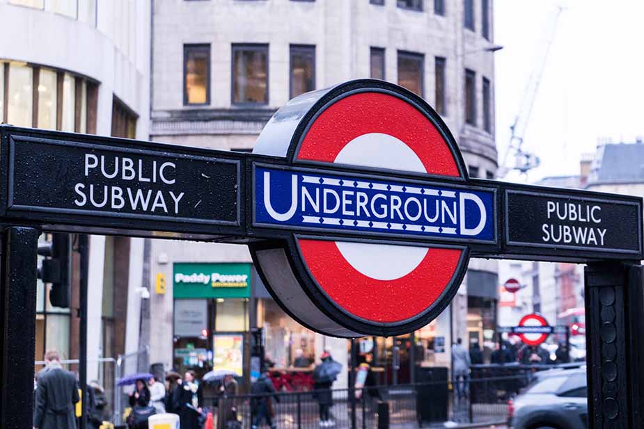 De metro in Londen, niet te missen tijdens je reis naar Londen