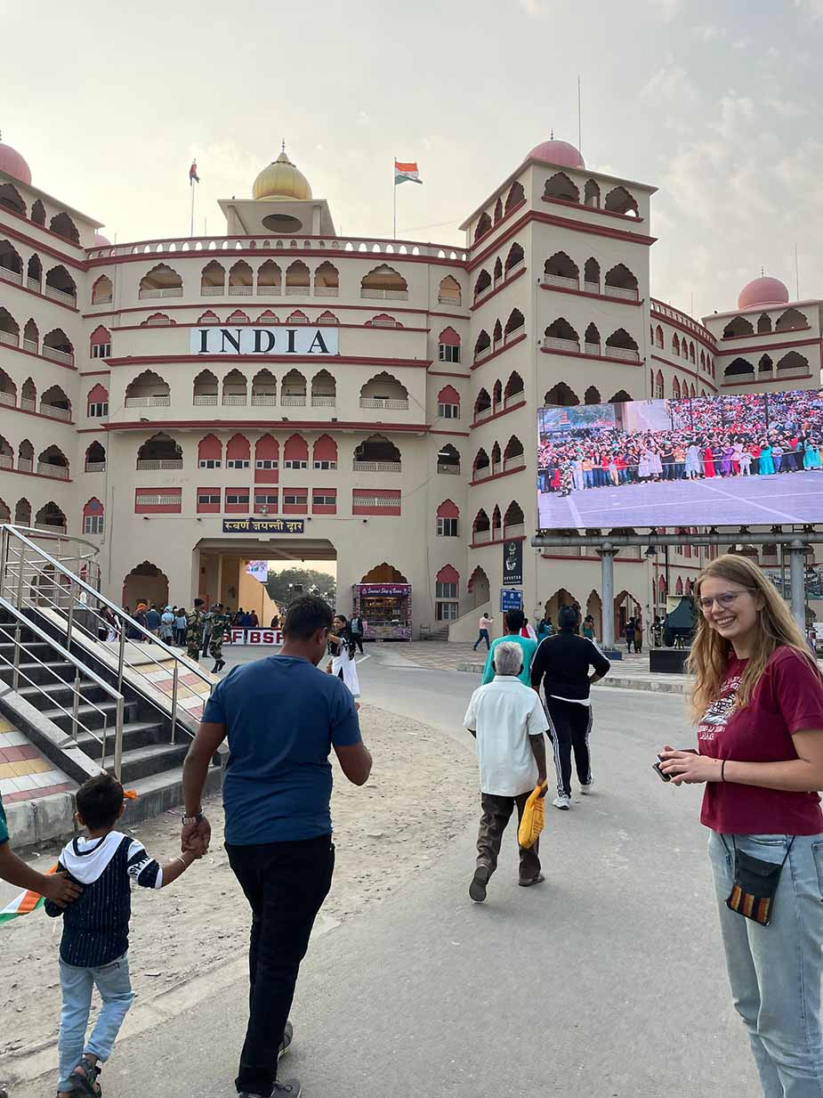 Stadion bij de Wagah Grens in India