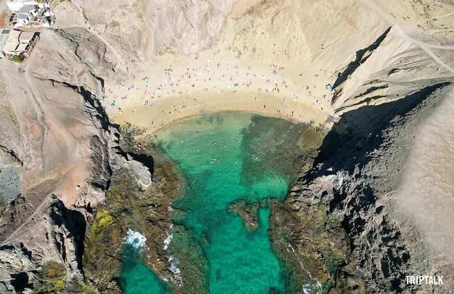 Een van de populairste stranden op Lanzarote: Playa Flamingo