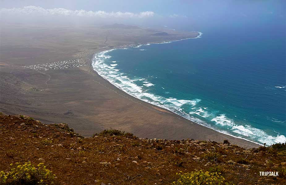 Uitzicht op PLaya de Famara