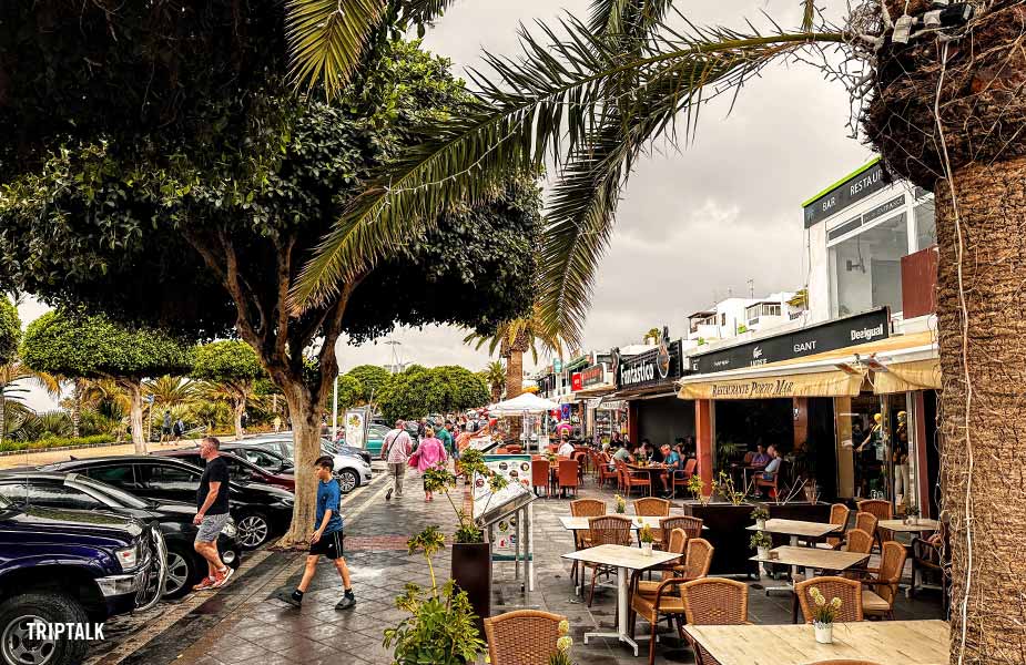 Boulevard in Puerto del Carmen