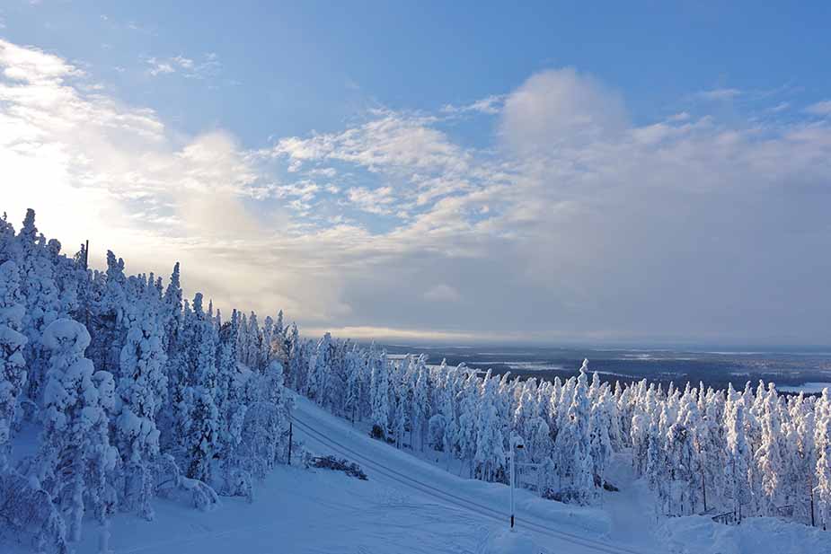 Fins landschap in de sneeuw