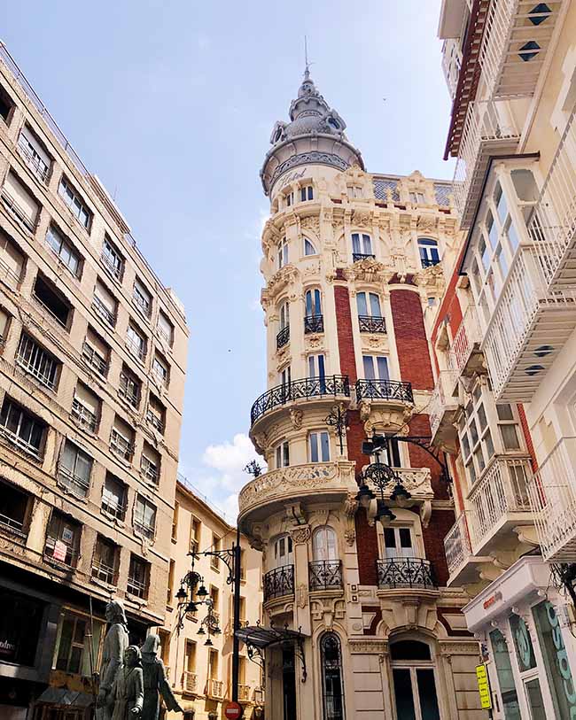 Mooie gebouwen in Cartagena, Spanje