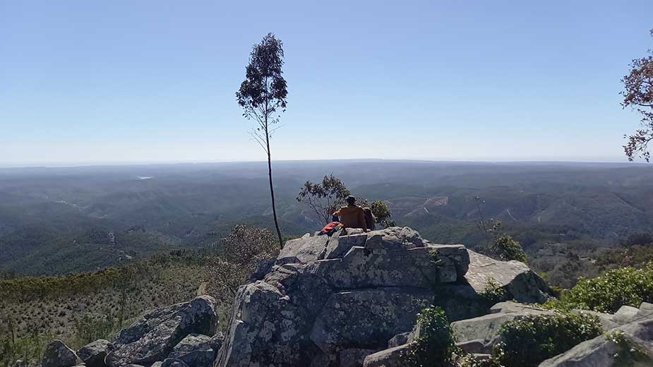 Uitzicht over de bergen in Portugal