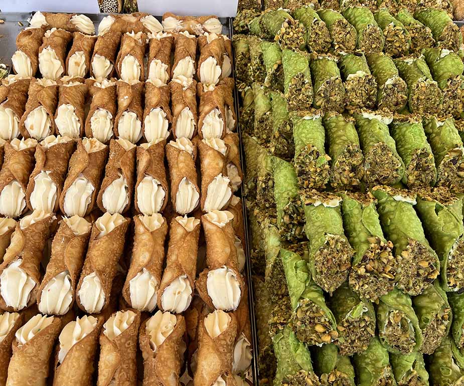 Cannoli  eten op Malta