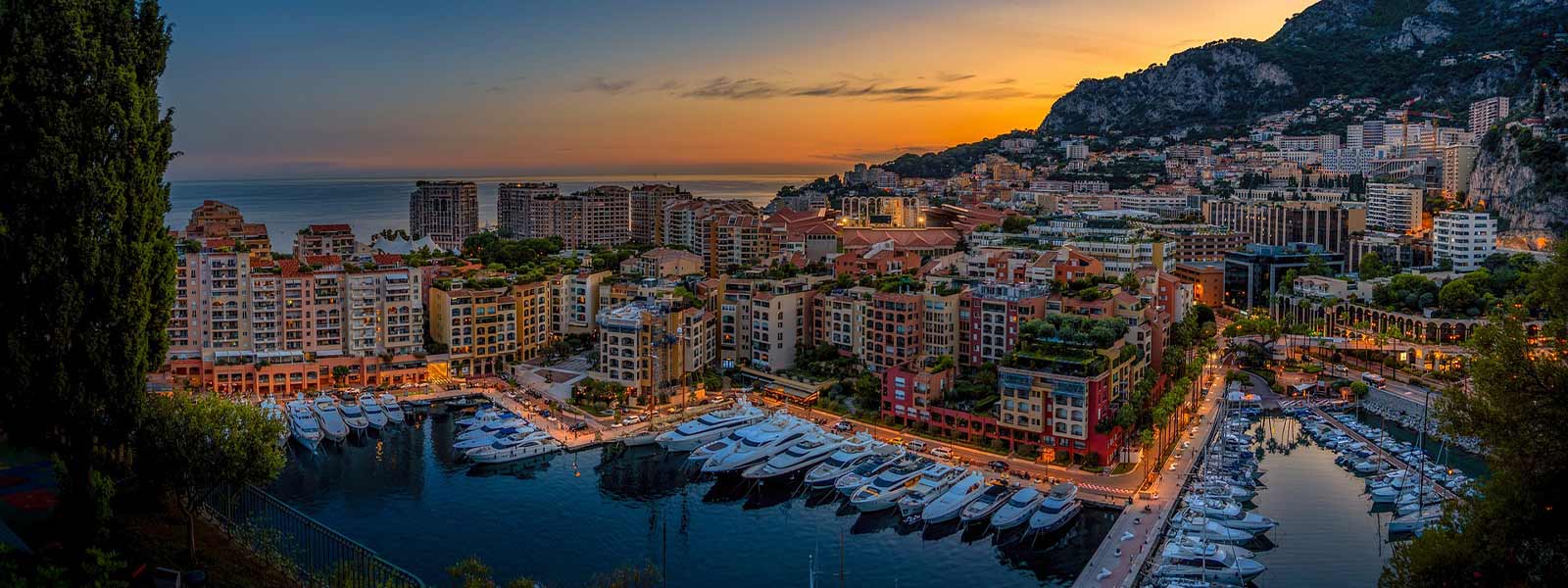 Blik op de haven van Monaco