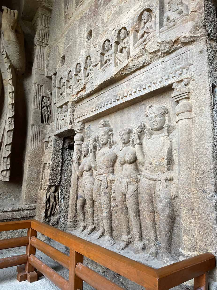 Kenheri Caves