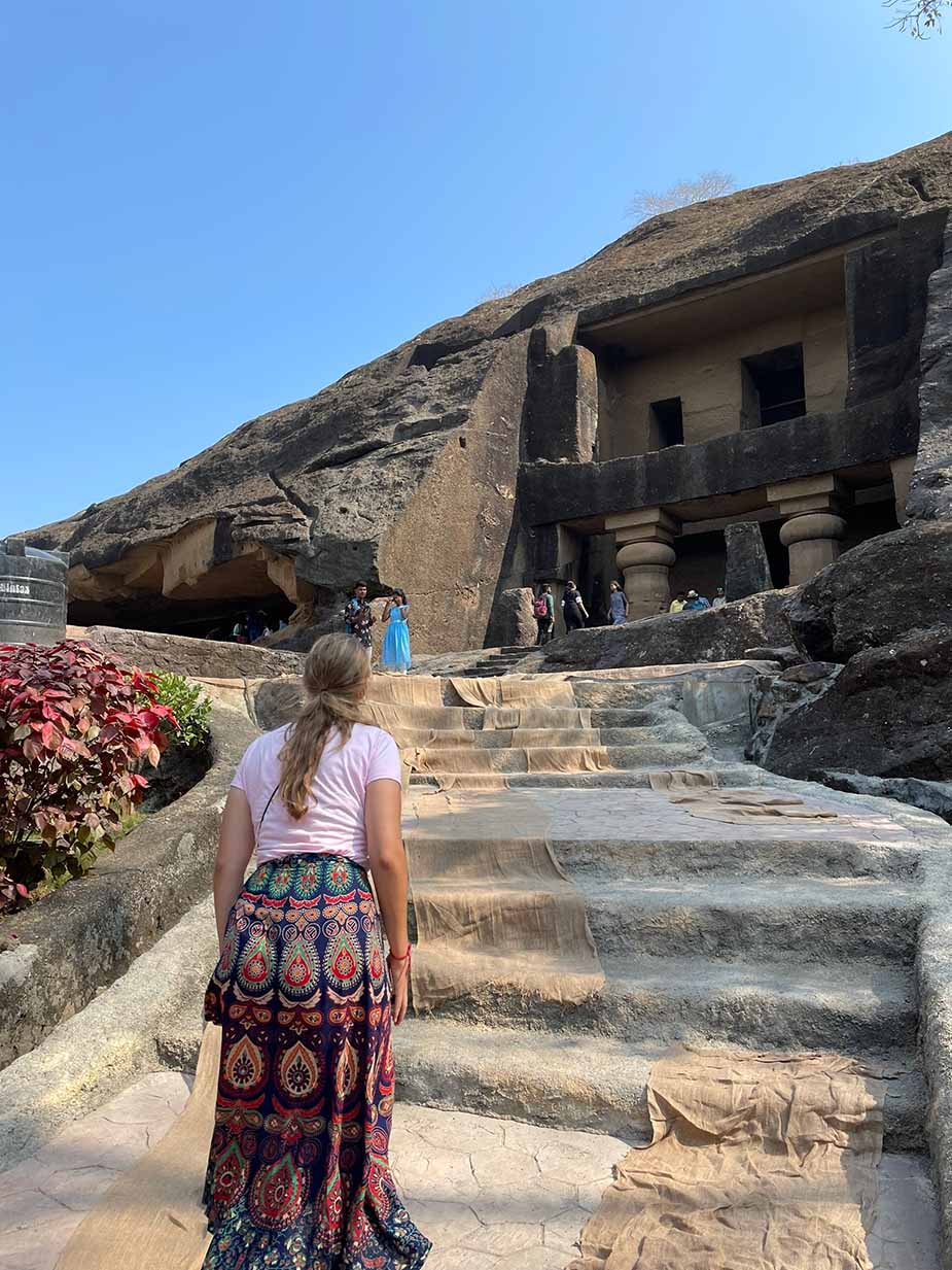 Kenheri Caves