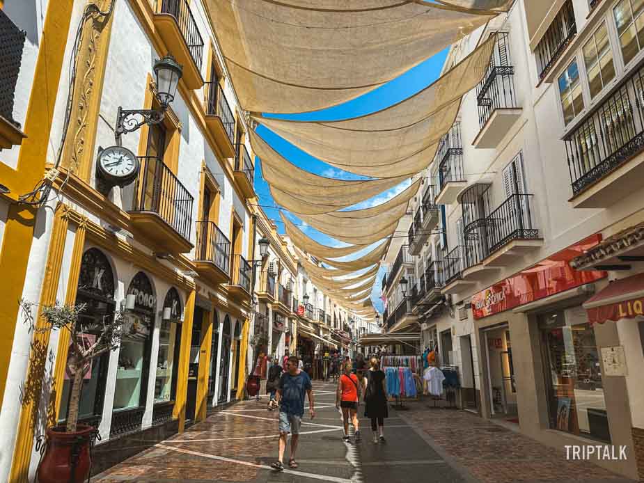 Winkelstraatje in het centrum van Nerja