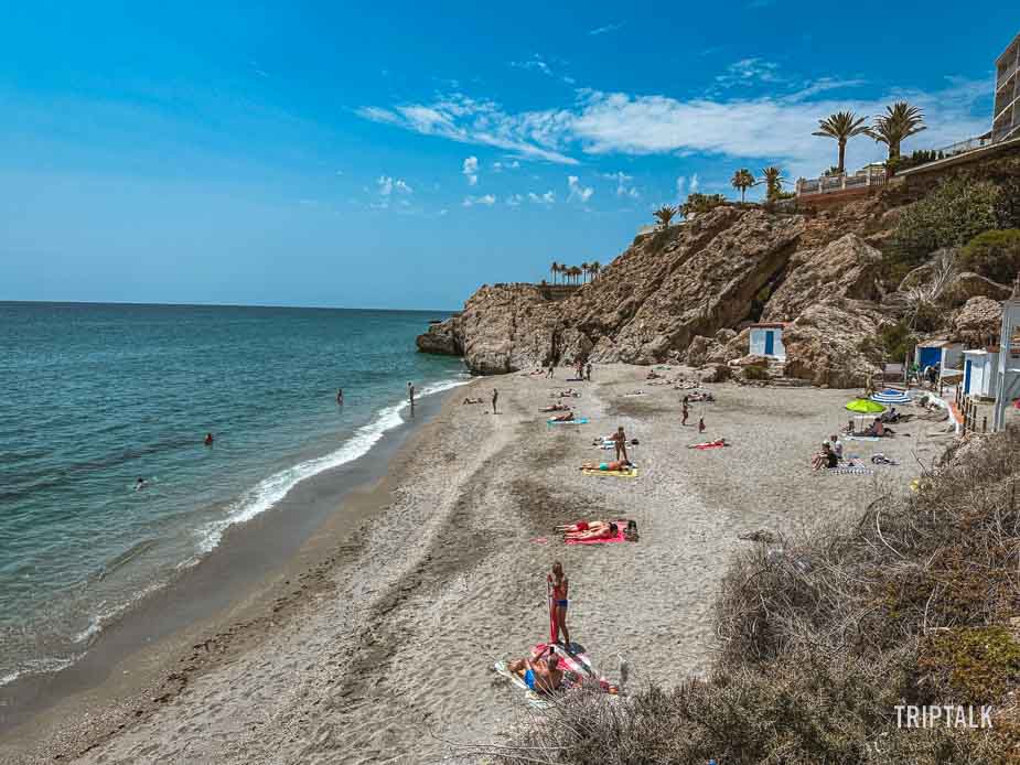 Playa Carabeo in Nerja