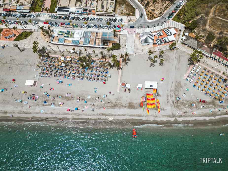 Strand Playa de Burraina vanuit de lucht