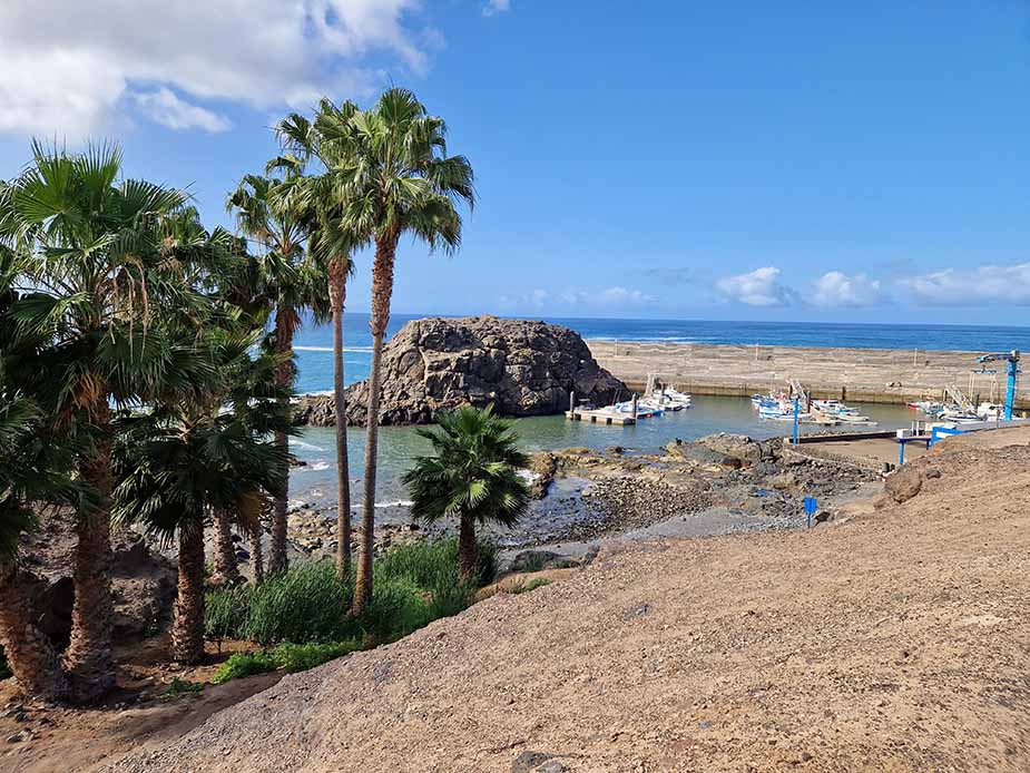 Oude haven van El Cotillo bezoeken tijdens een vakantie naar Fuerteventura