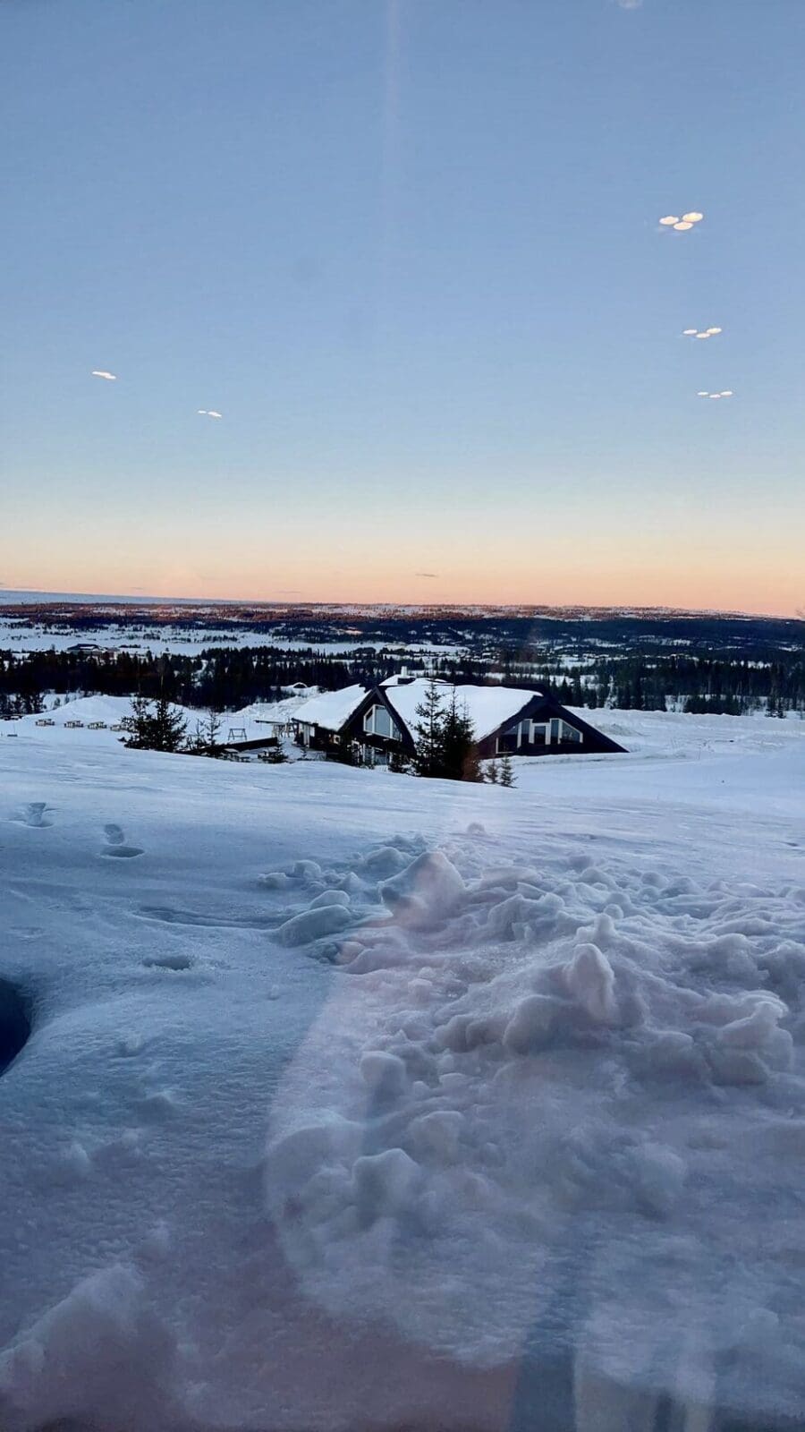 Skiëen tijdens de zonsondergang