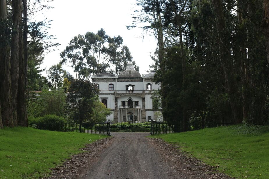 Hacienda La Cienega