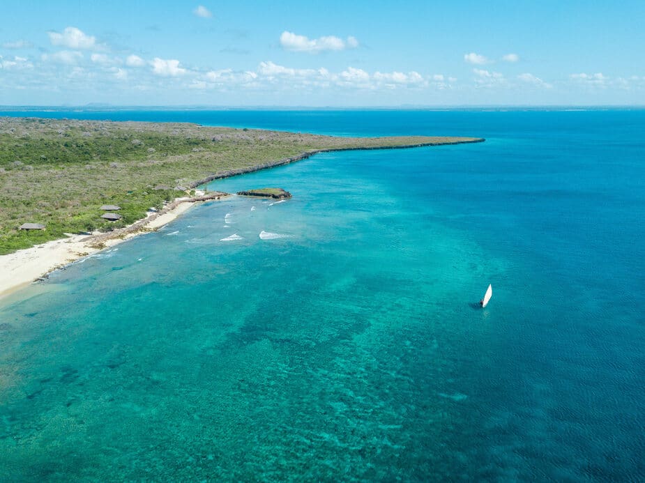 Nuarro Lodge rif in Mozambique