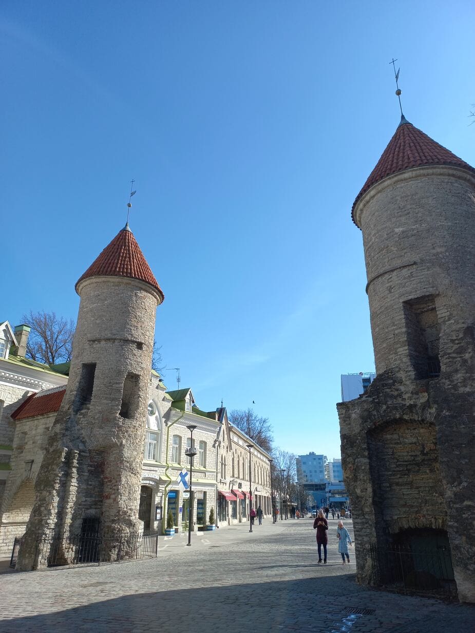 Oude stadspoort in Tallinn