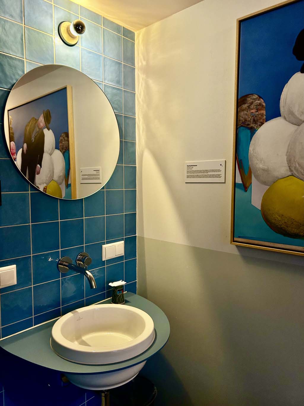 Schilderij in hotelkamer