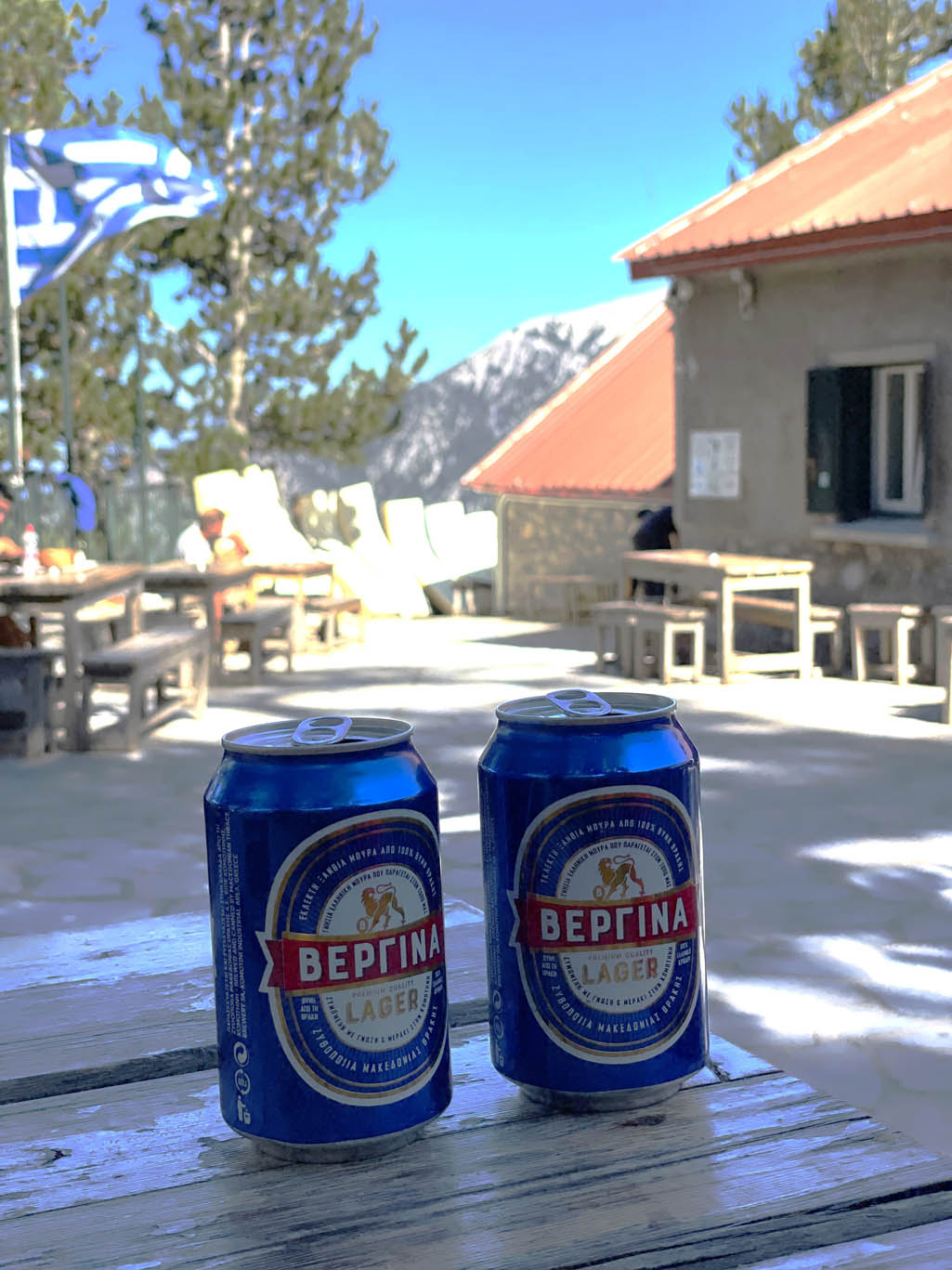 Biertje bij Refugio A op Olympus