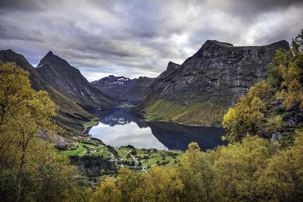 Hjørundfjord