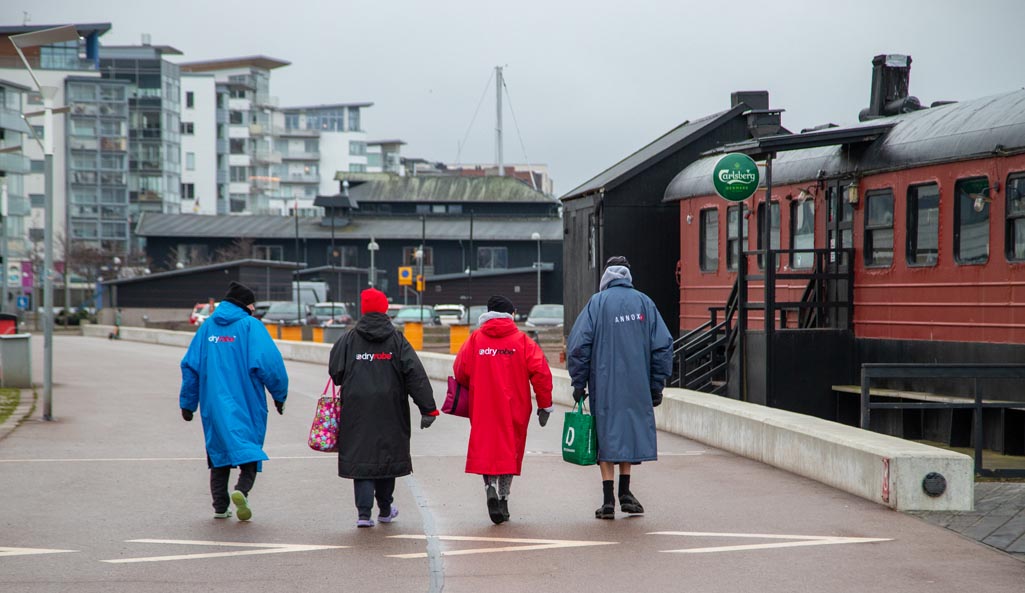 Mensen in badjas in Helsingborg