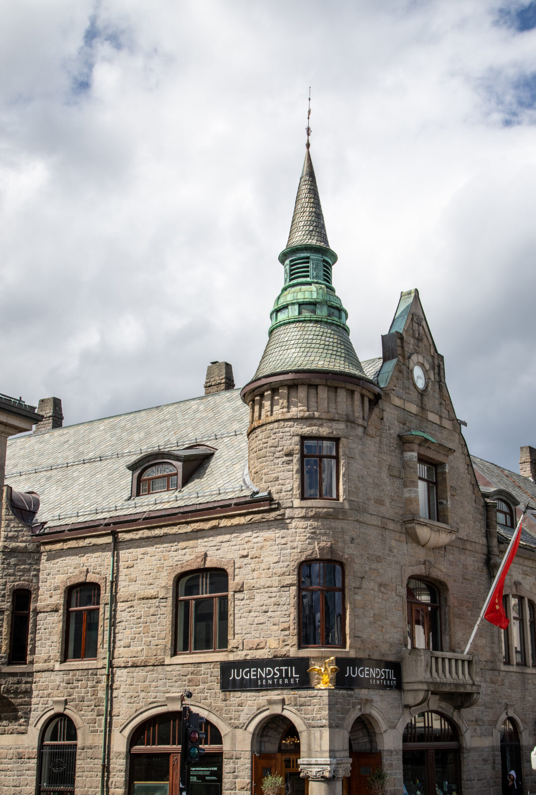 Alesund het Jugendstilsenteret is gehuisvest in oude apotheek