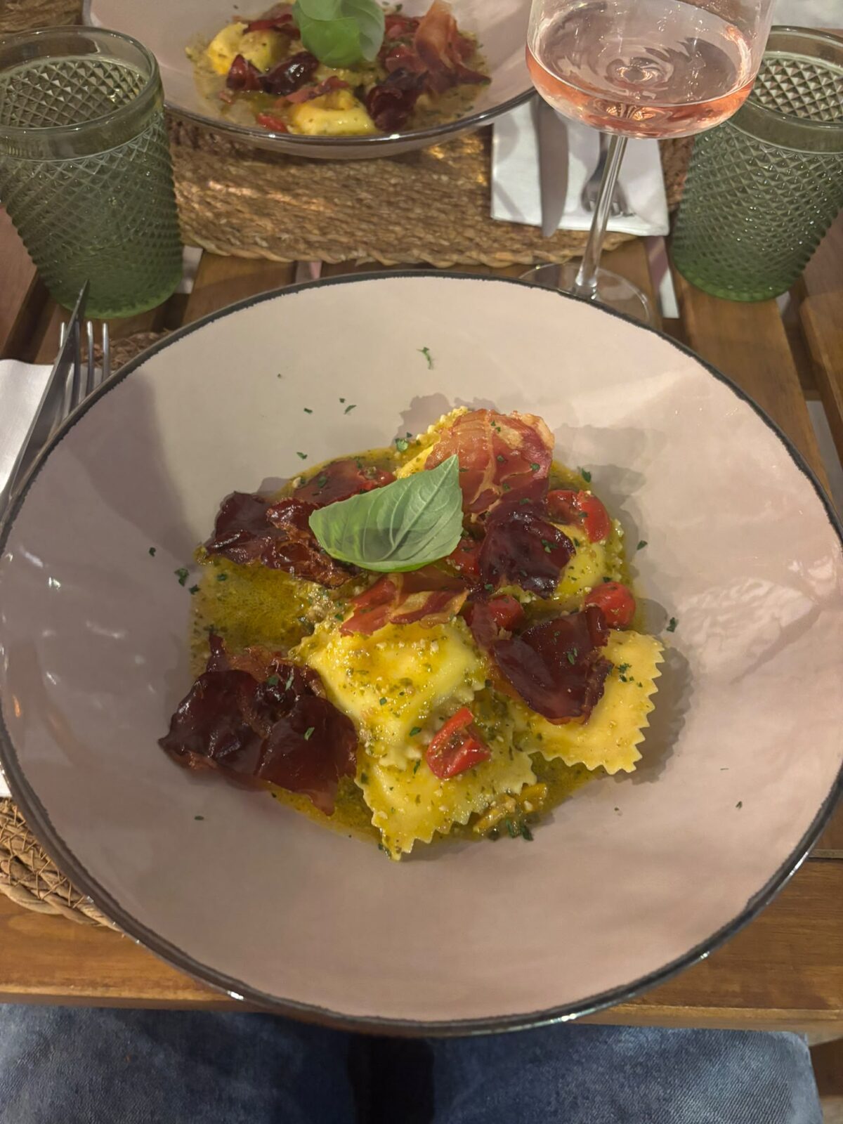 Ravioli pasta