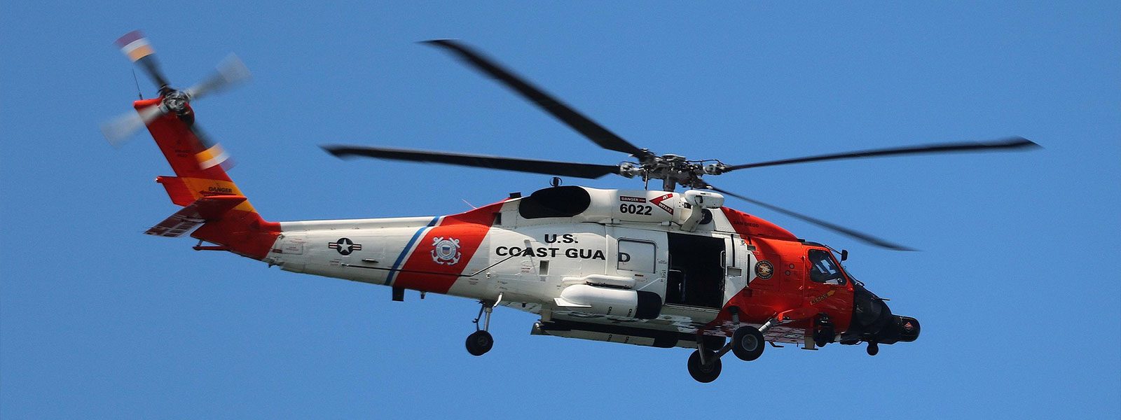 Helikopter in de lucht