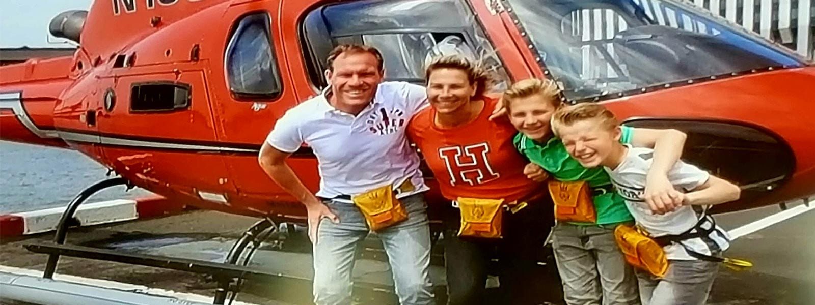 Met gezin een helikoptervlucht maken boven New York