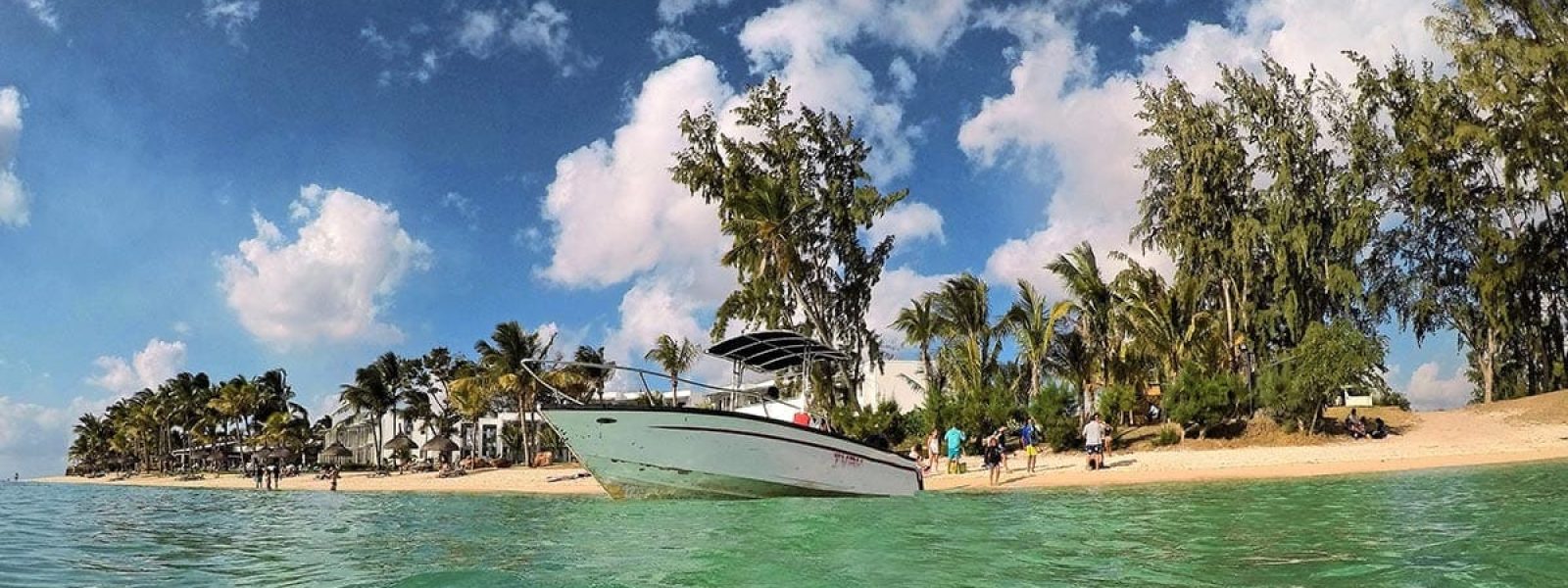 Tropisch strand op Mauritius