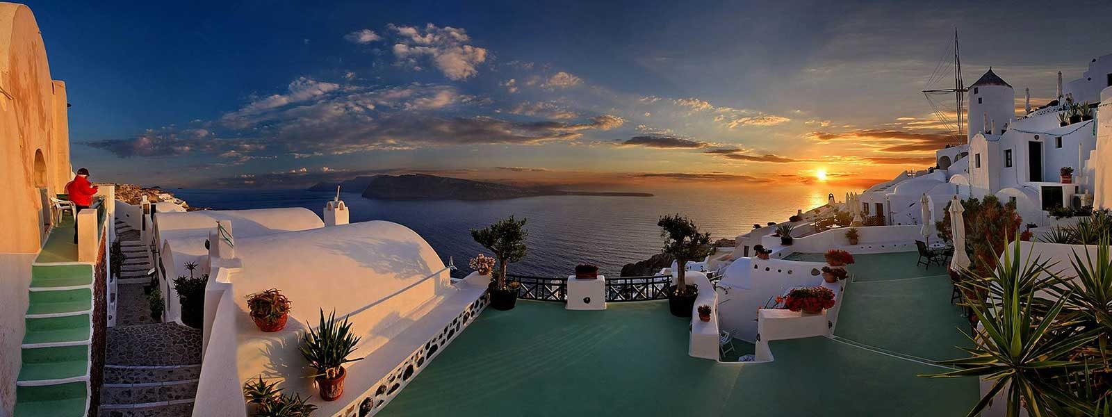 Zonsondergang op het eiland Santorini in Griekenland