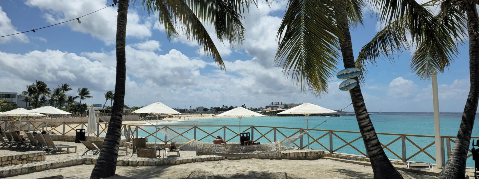 Sint-Maarten strand