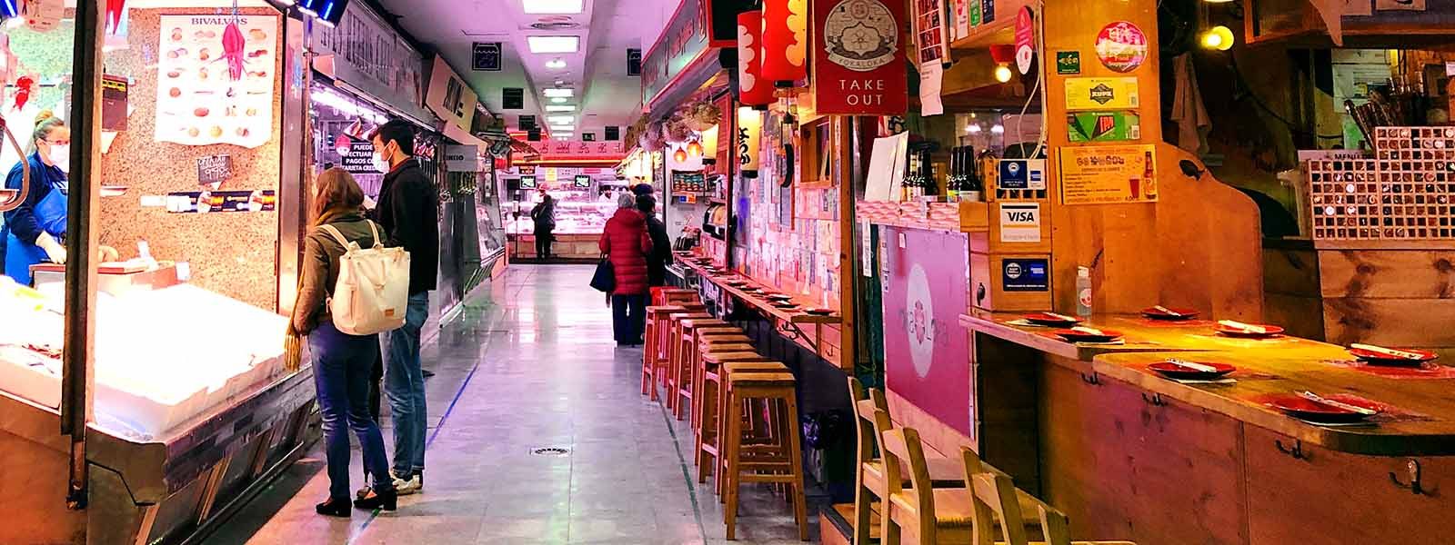 eten in markthal in madrid